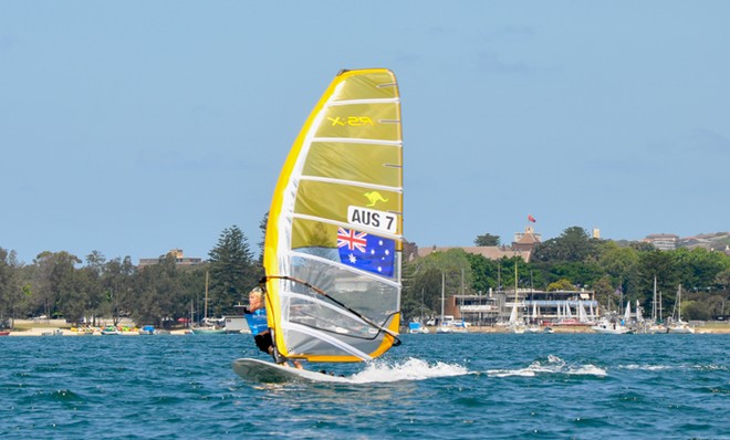 The sun came out and the wind picked up. &copy; Mainsheet Media